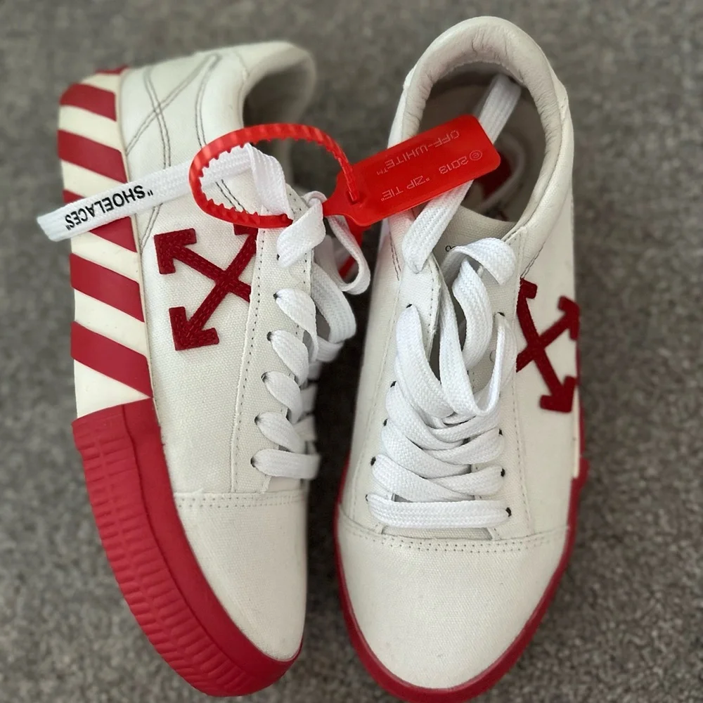 Off-White Lace-Up Cotton Canvas Sneakers - Picture 1 of 9